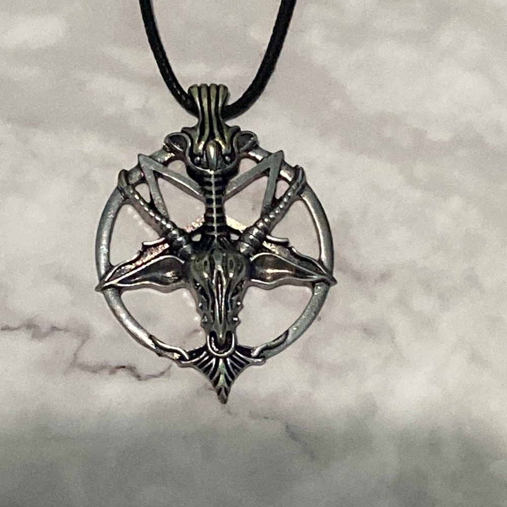 Adjustable goat pentagram necklace